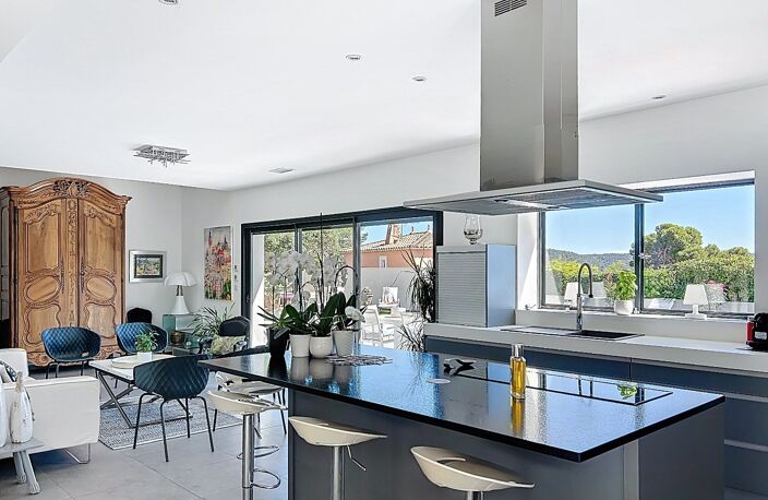 CALVISSON - VILLA CONTEMPORAINE  — photo 3