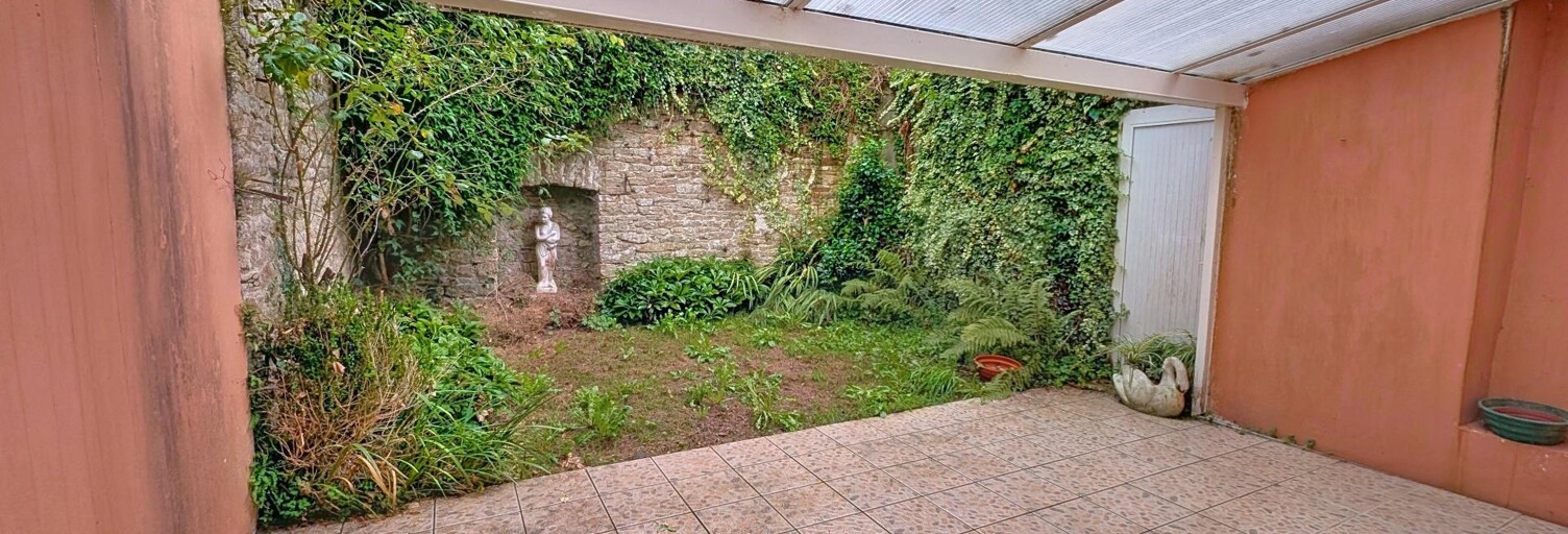 Maison 7 Pièces 109 m² à vendre à Coray (29370)