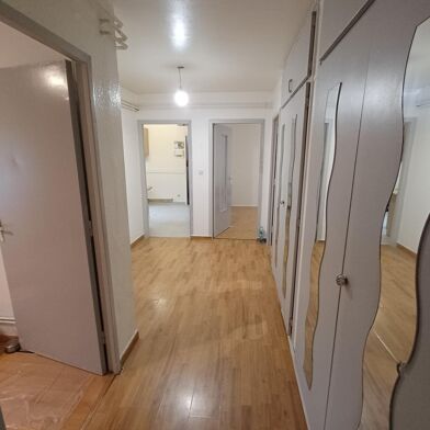 Appartement 4 pièces 66000 €