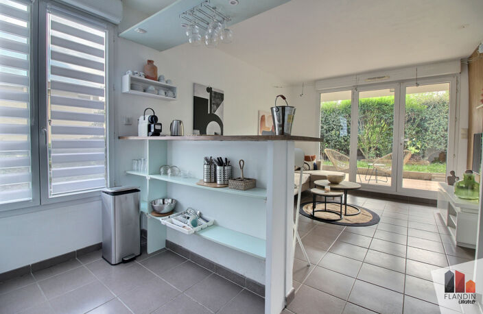 Appartement T2   33,48 m2   Terrasse 40 m2   Résidence avec — photo 3