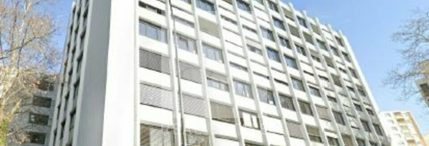 Bureau  179 m² à louer à Villeurbanne (69100)