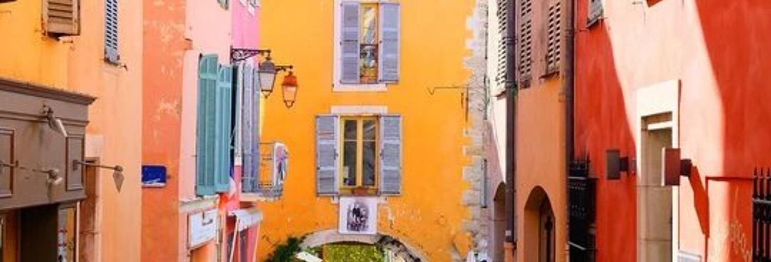 Commerce  120 m² à vendre à Valbonne (06560)