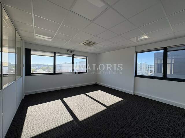 BUREAUX à LOUER — photo du bien