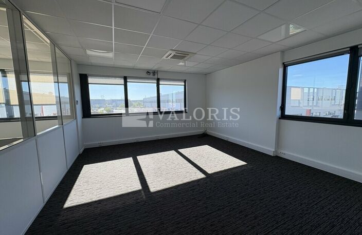 BUREAUX à LOUER — photo 4