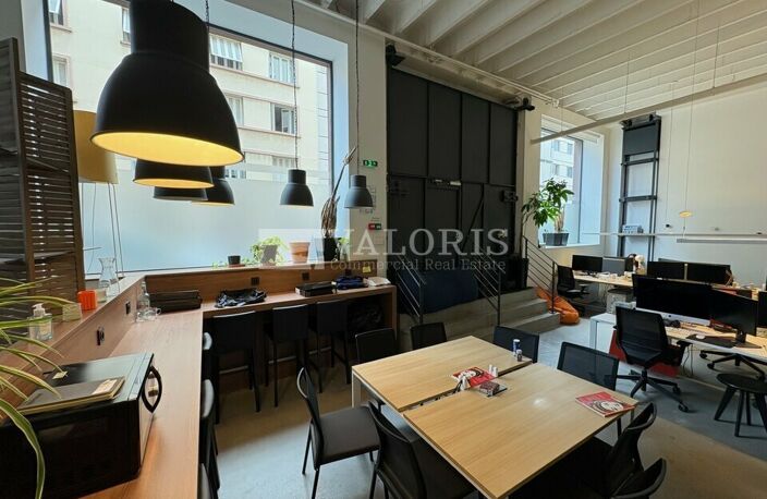 BUREAUX à LOUER — photo 2