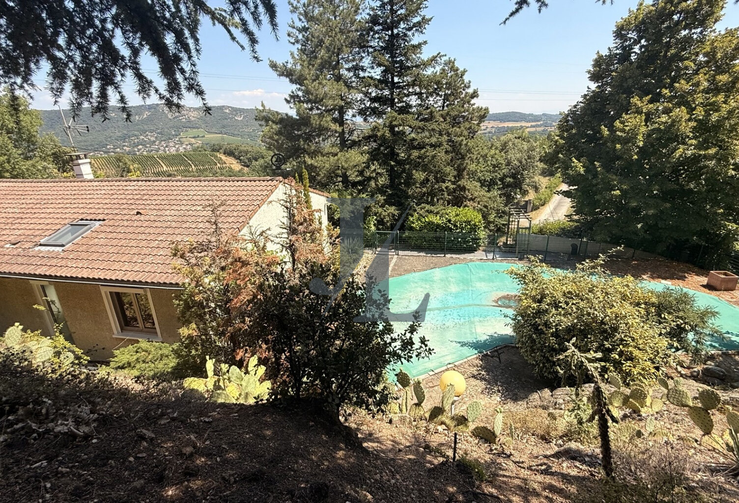 VILLA DE TYPE 5 AVEC VUE — photo 1