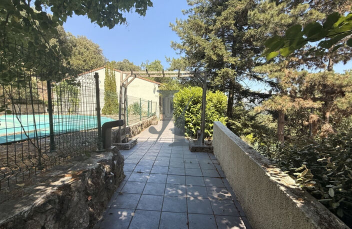 VILLA DE TYPE 5 AVEC VUE — photo 2