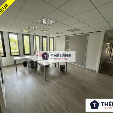 Commerce  1200000 €