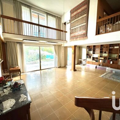 Maison 10 pièces 1590000 €