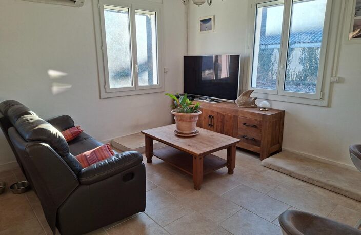 Maison T4 plein pied sur un terrain de 1152m² avec dépendance et garage — photo 3