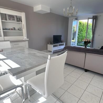 Maison 4 pièces 320500 €