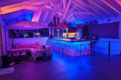 Maison 8 pièces 1328250 €