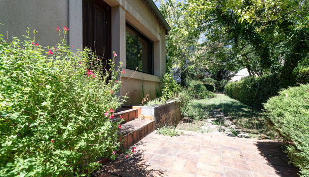 Villa / Maison 11 pièces  à vendre Valence 26000