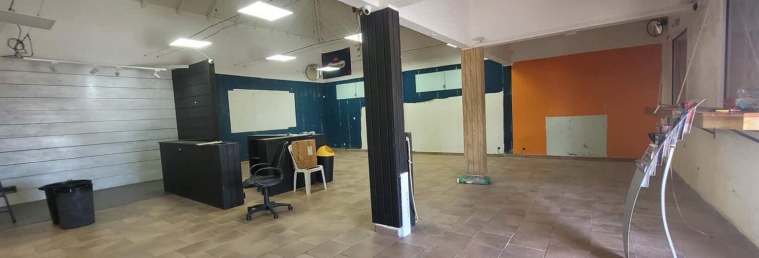 Commerce  169 m² à louer à Saint-François (97118)