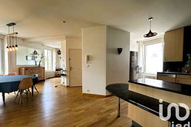 Appartement 6 pièces 207000 €