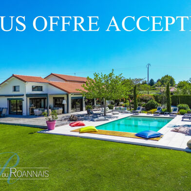 Maison 9 pièces 699000 €