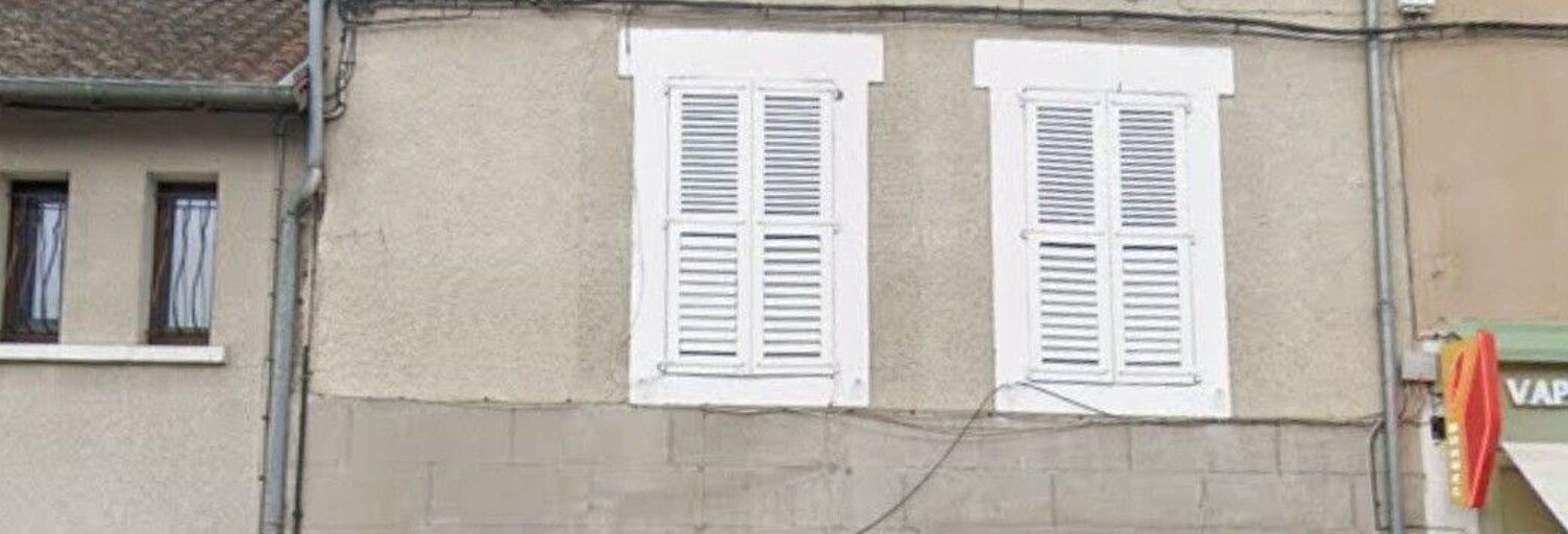 Immeuble  250 m² à vendre à Saint-Junien (87200)