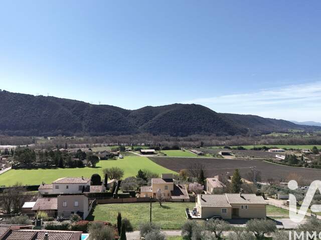Vente Maison/villa 4 pièces — photo du bien