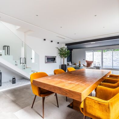 Maison 5 pièces 729000 €