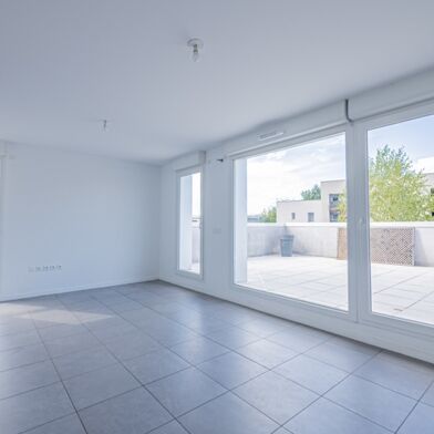 Appartement 3 pièces 241960 €