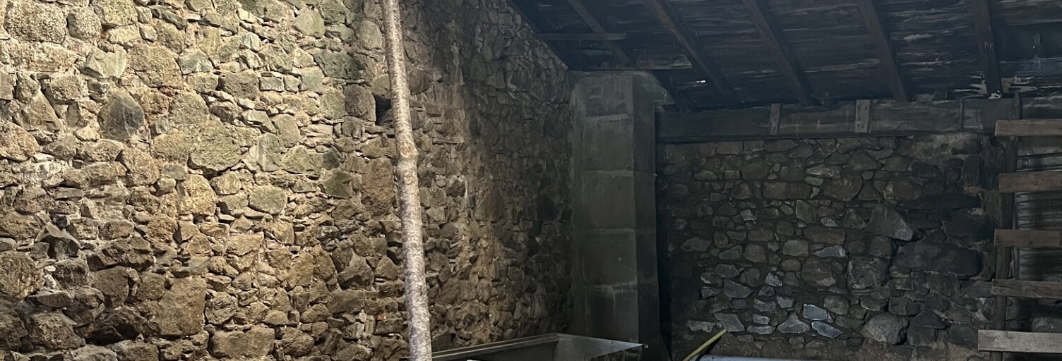 Immeuble  141 m² à vendre à Pouzauges (85700)