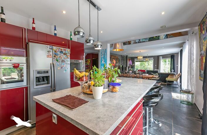 Contemporaine de 8 pièces principales — photo 3