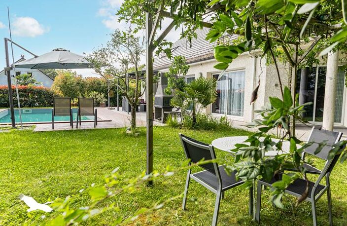 Contemporaine de 8 pièces principales — photo 4