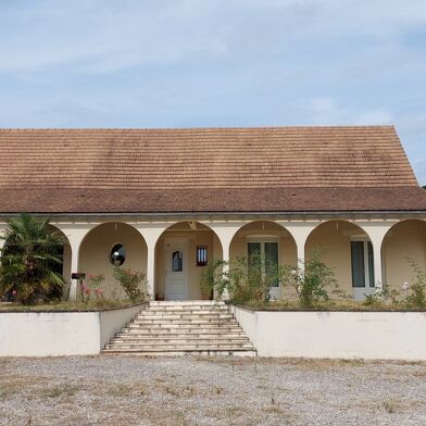 Maison 10 pièces 320000 €