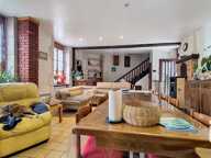 Vente Maison/villa 8 pièces — photo 2