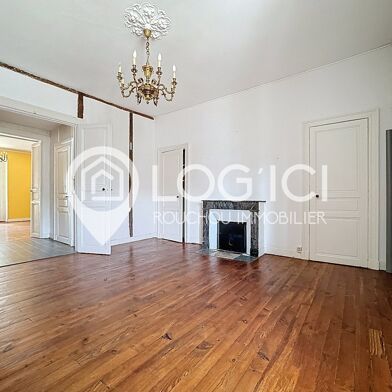 Appartement 7 pièces 318000 €