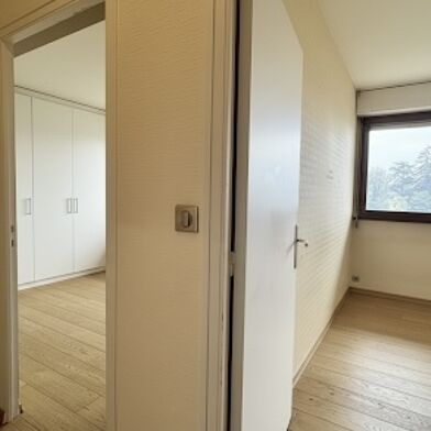 Appartement 3 pièces 221000 €