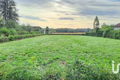 Terrain  64000 €