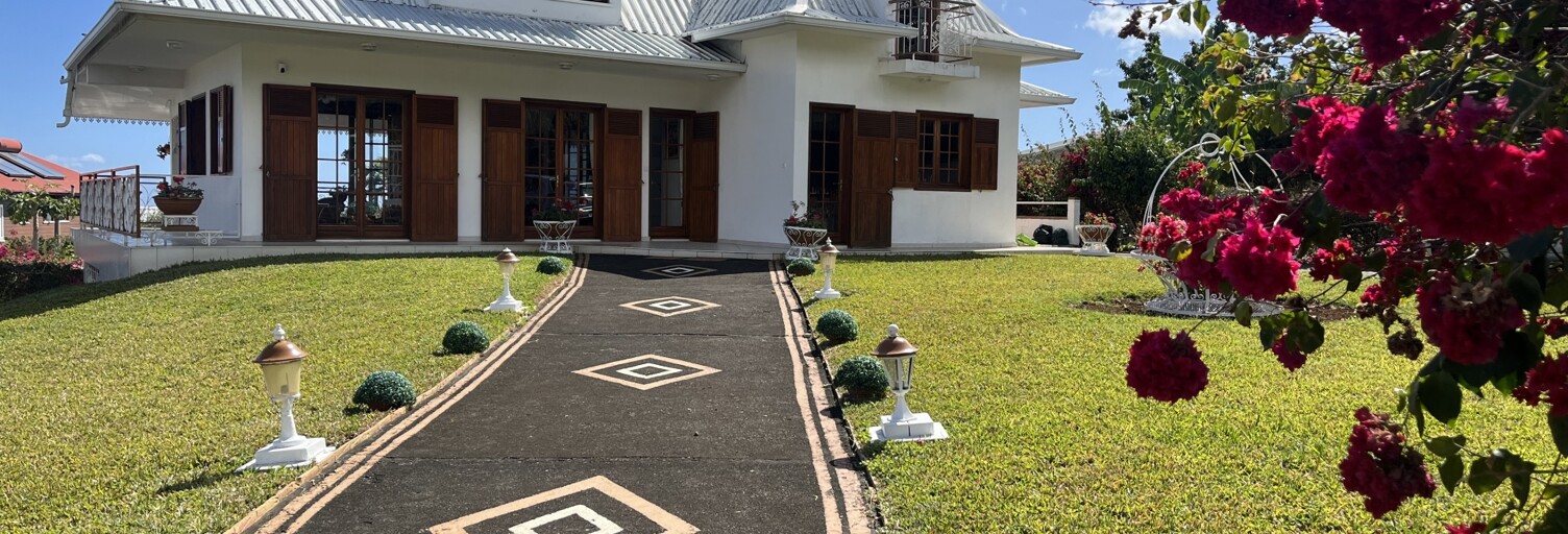 Maison 4 Pièces 183 m² à vendre à Saint-Paul (97411)