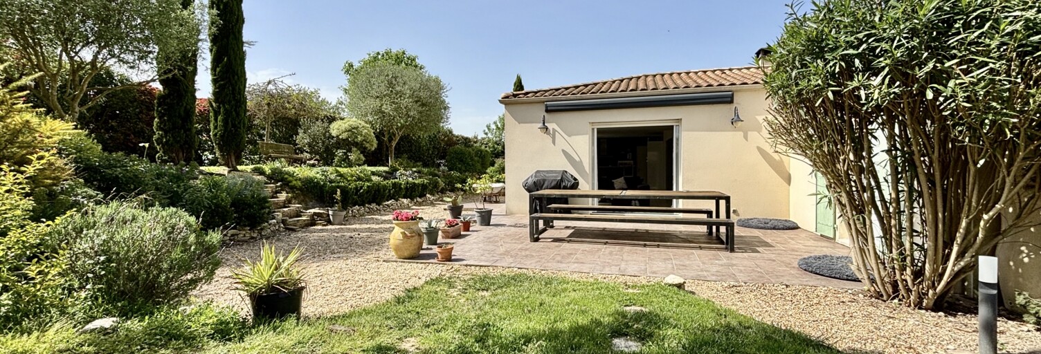 Maison 5 Pièces 111 m² à vendre à Genouillé (17430)