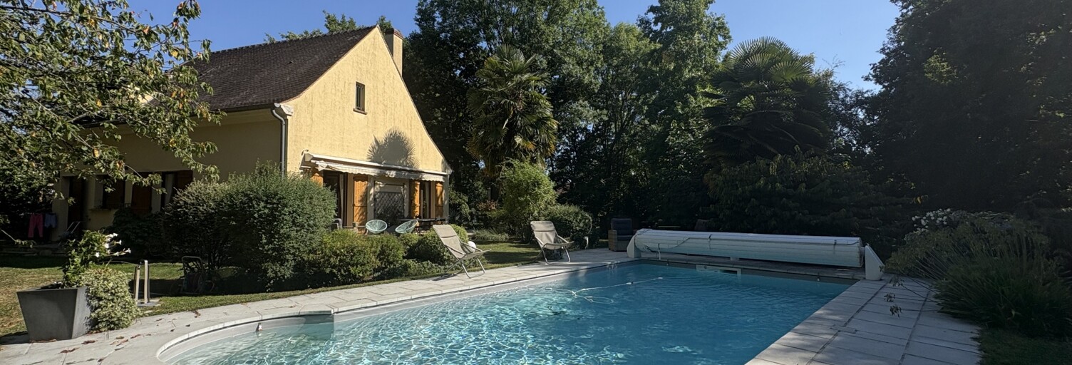 Maison 7 Pièces 213 m² à vendre à Marolles-en-Brie (94440)