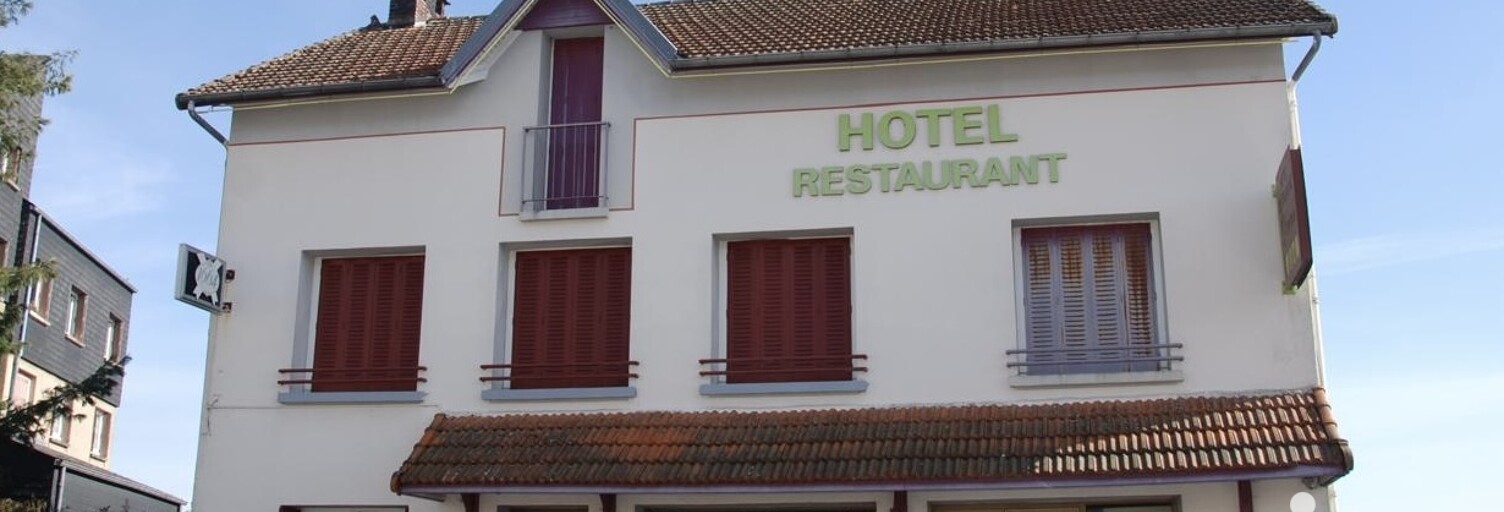 Immeuble  500 m² à vendre à Herment (63470)