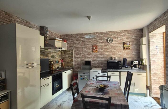 Vente Maison/villa 3 pièces — photo 2