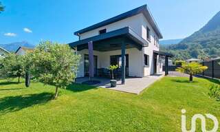 Maison 6 Pièces 160 m² à vendre à Cluses (74300)