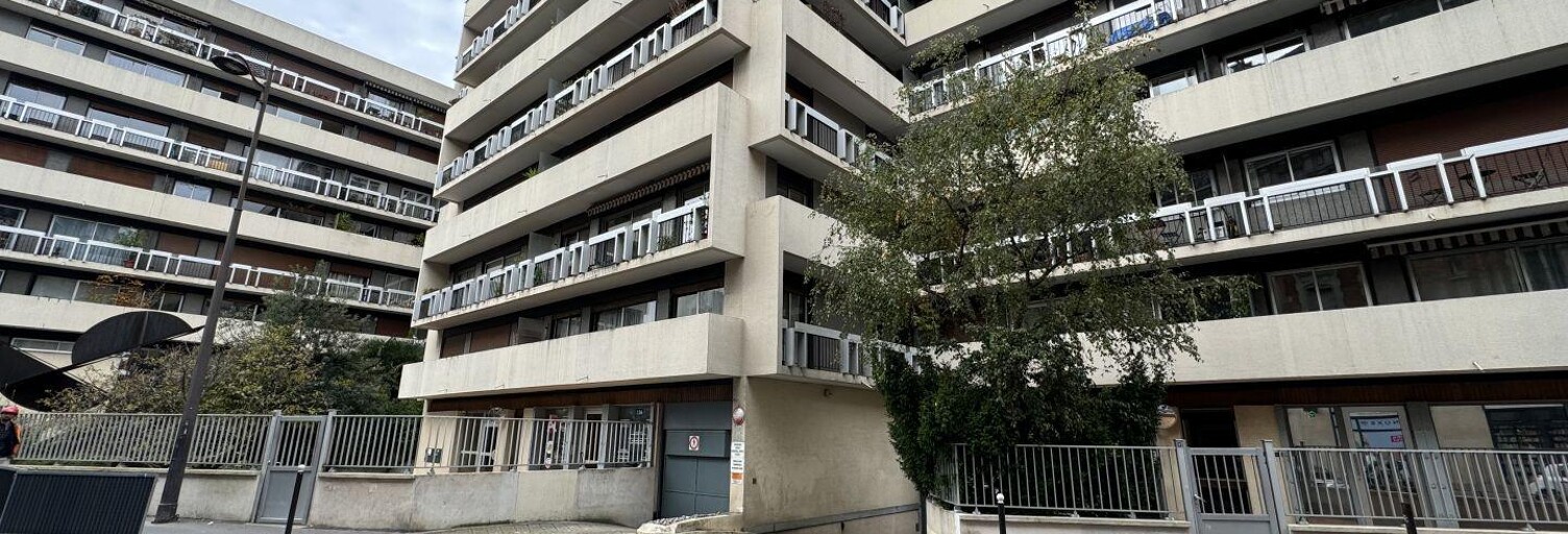 Garage  10 m² à vendre à Paris 18 (75018)