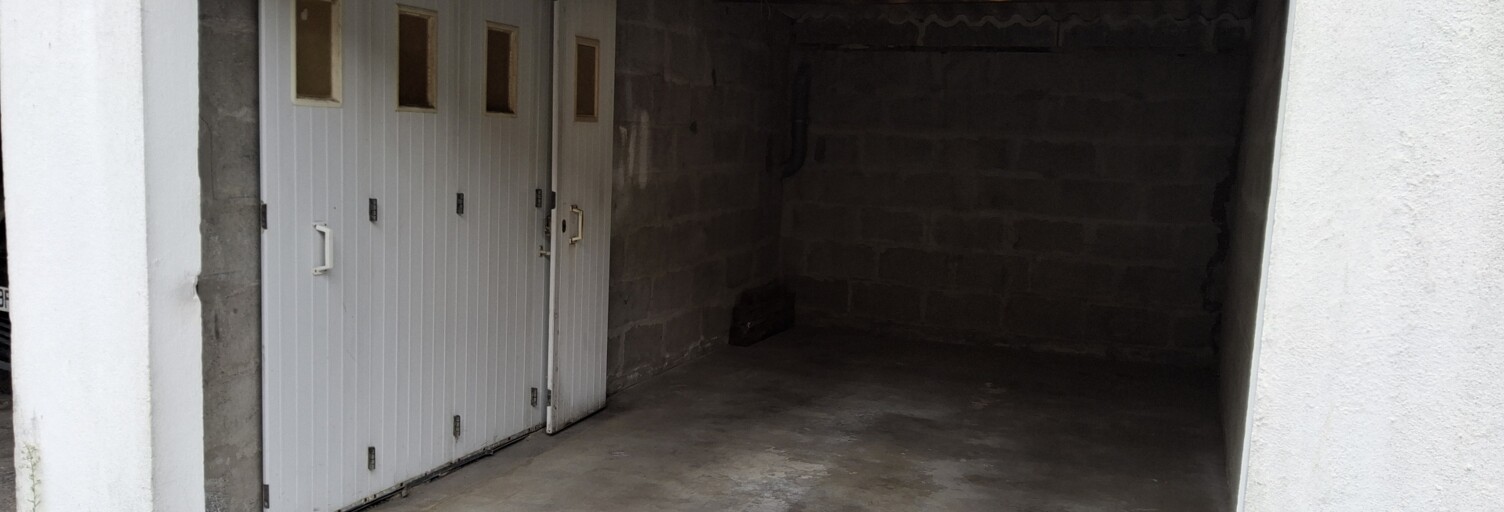 Garage  15 m² à vendre à Lorient (56100)