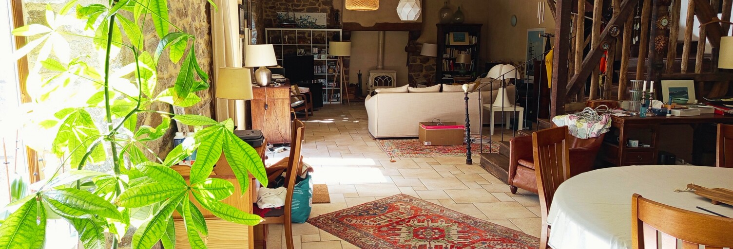 Maison 8 Pièces 234 m² à vendre à La Chapelle-Chaussée (35630)