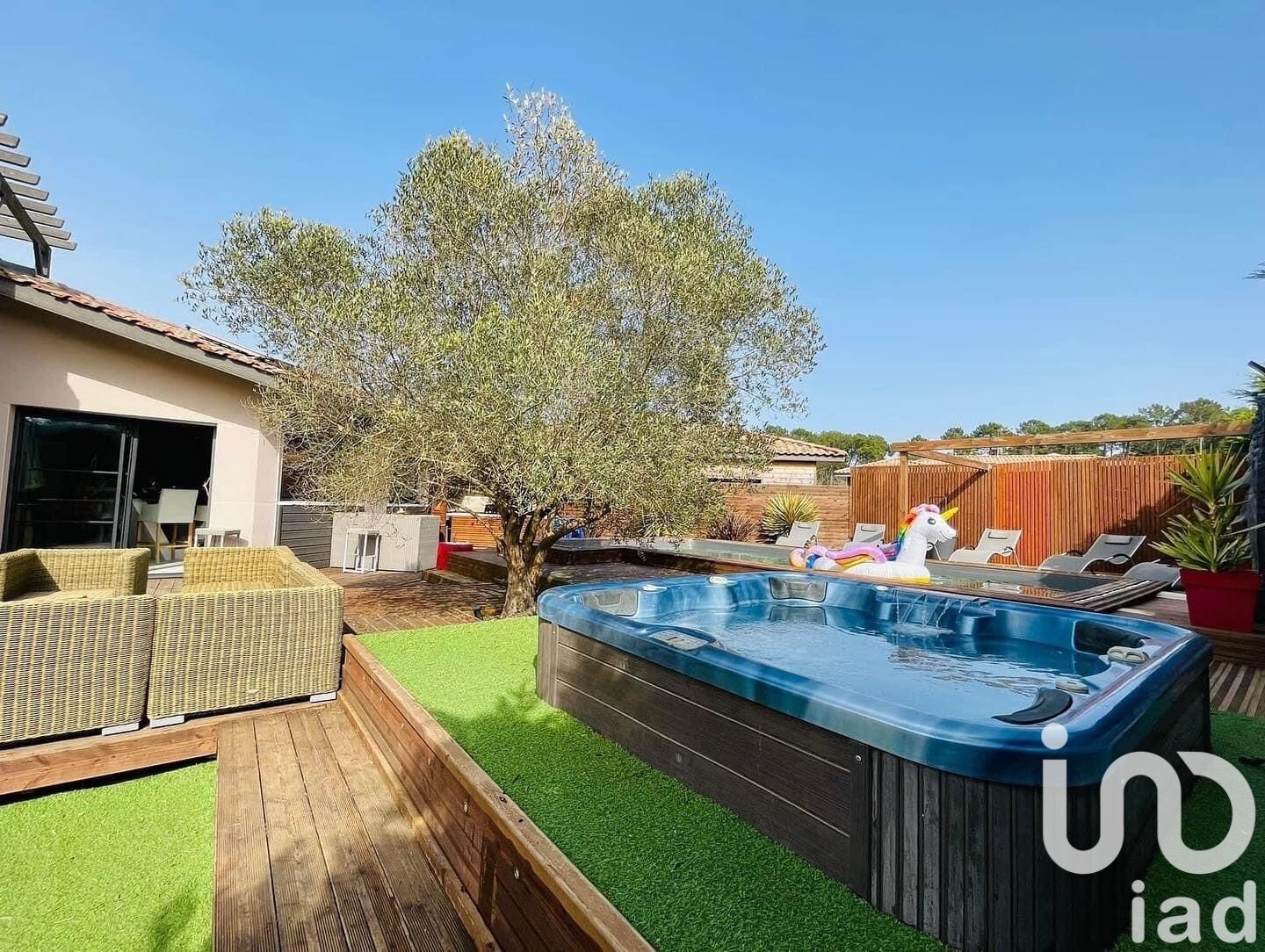 Vente Maison/villa 12 pièces - Photo 2