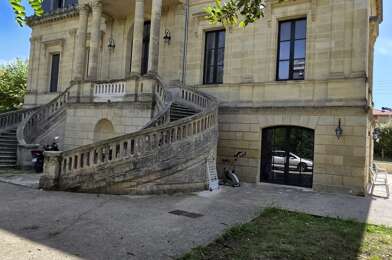 Appartement 7 pièces 674000 €