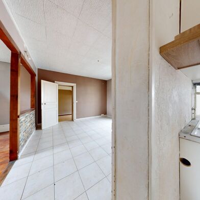 Appartement 5 pièces 97000 €