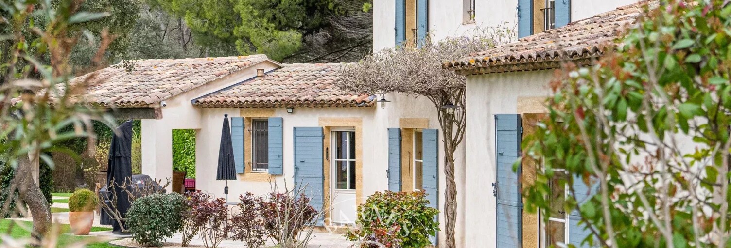 Maison 8 Pièces 239 m² à vendre à Aix-en-Provence (13100)