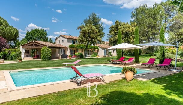 Villa / Maison 8 pièces  à vendre Aix-en-Provence 13100
