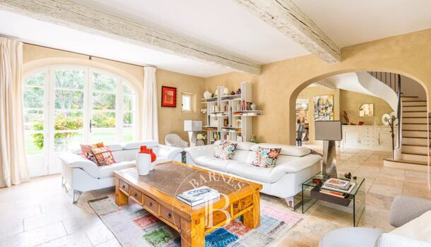 Villa / Maison 8 pièces  à vendre Aix-en-Provence 13100