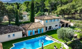 Maison 10 Pièces 360 m² à vendre à Aix-en-Provence (13100)