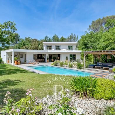 Maison 9 pièces 2390000 €