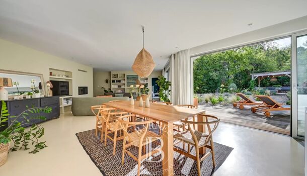 Villa / Maison 9 pièces  à vendre Aix-en-Provence 13100